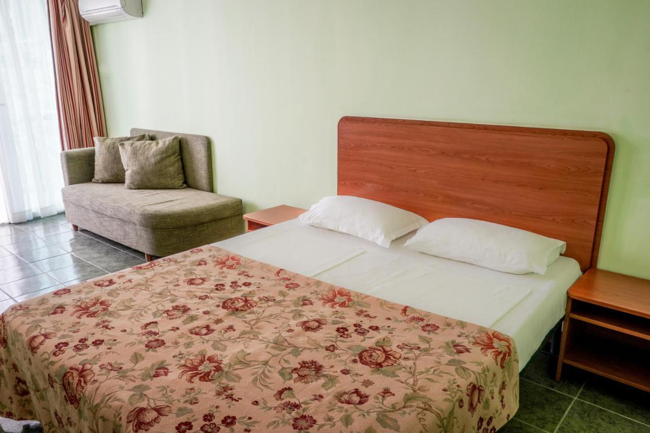 Hotel Malibu Albena Eksteriør bilde