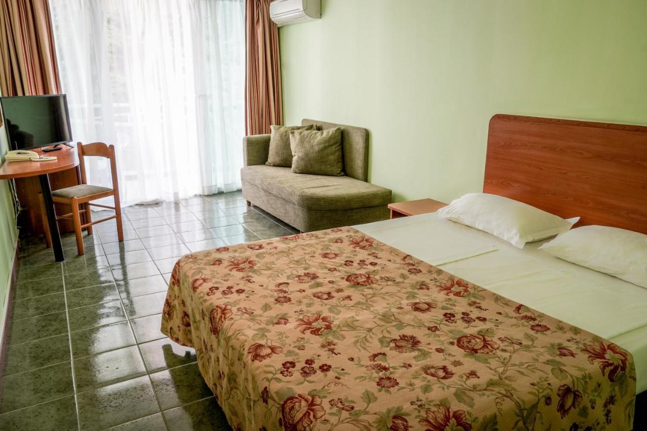 Hotel Malibu Albena Eksteriør bilde