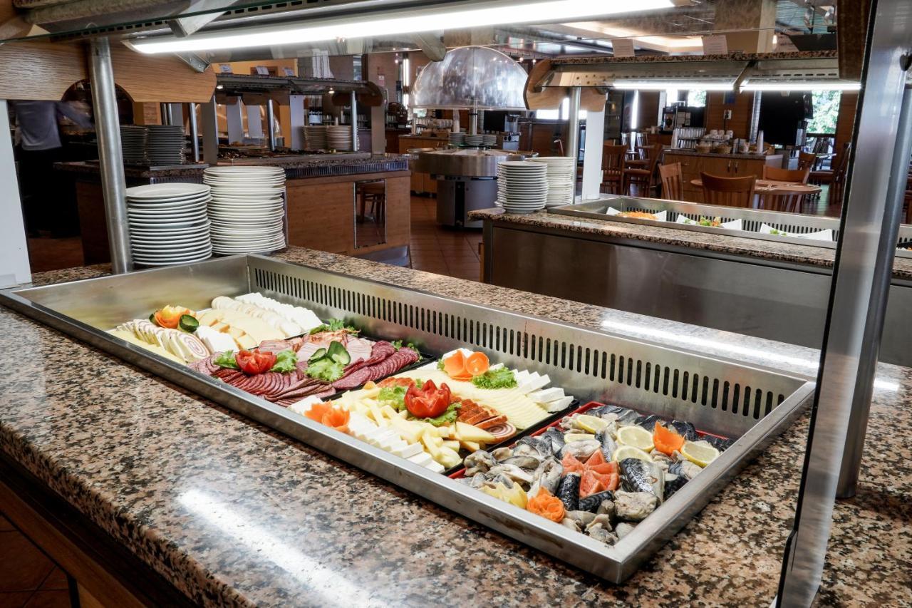 Hotel Malibu Albena Eksteriør bilde