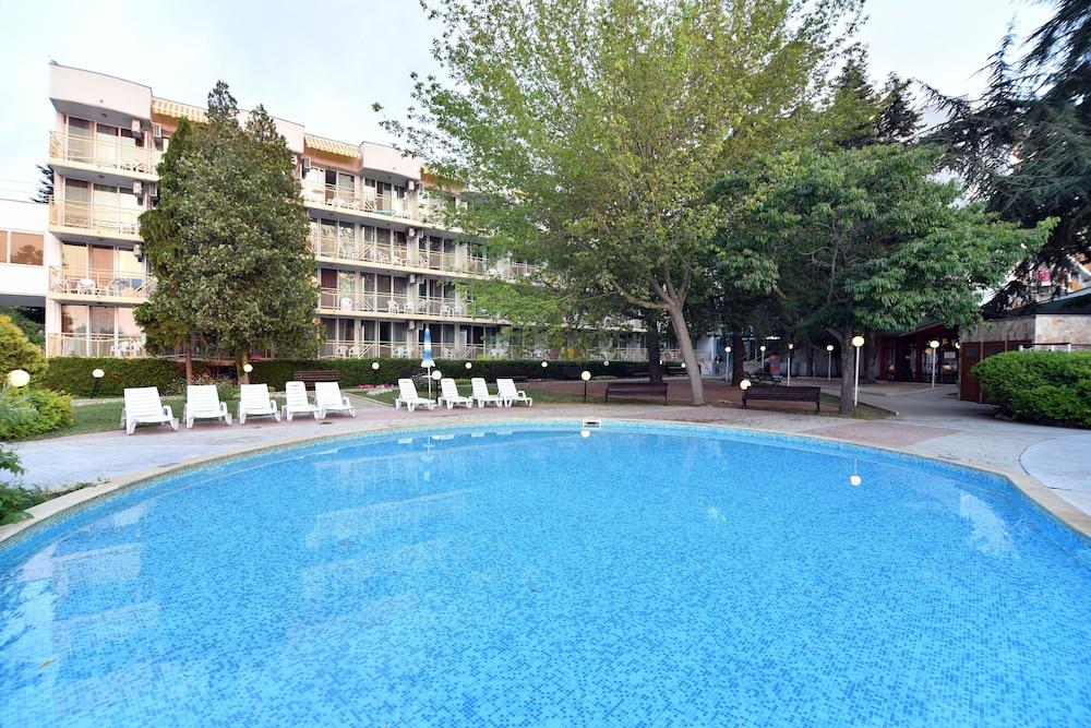 Hotel Malibu Albena Eksteriør bilde